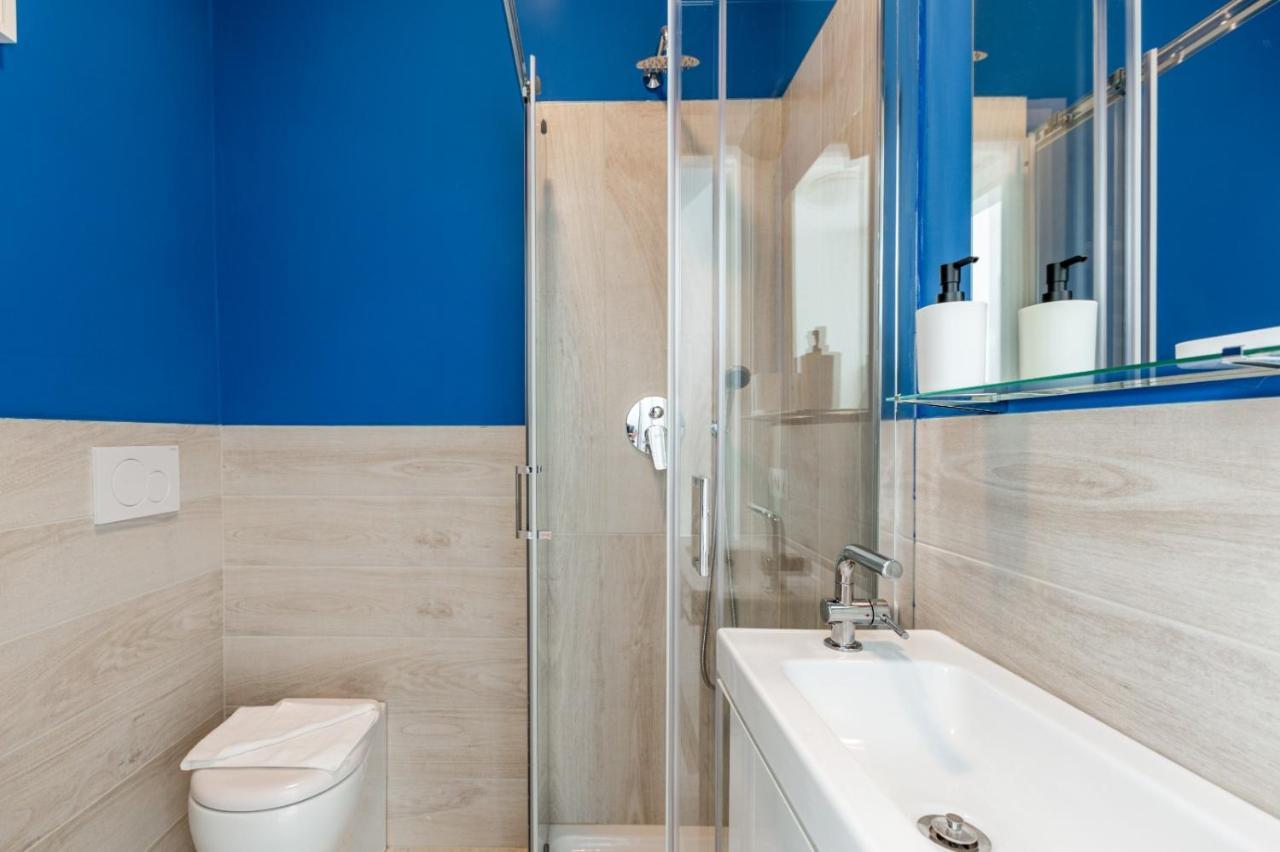 Bright 600mt From Viale Zara! Apartamento